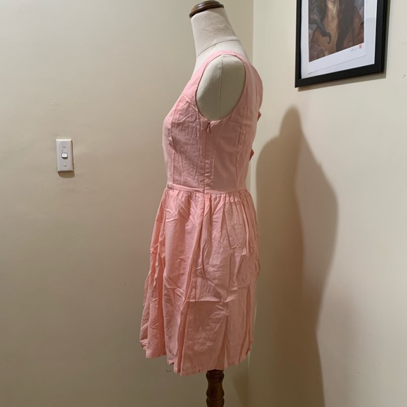 Mango Short cut out back dress in peach colour - Picture 4 of 5